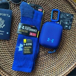 Under Armour Royal Blue XL Performance Socks and Carrying Case Set Bundle NWT